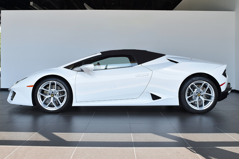 Used 2017 Lamborghini Huracan RWD Spyder | St. Petersburg, FL
