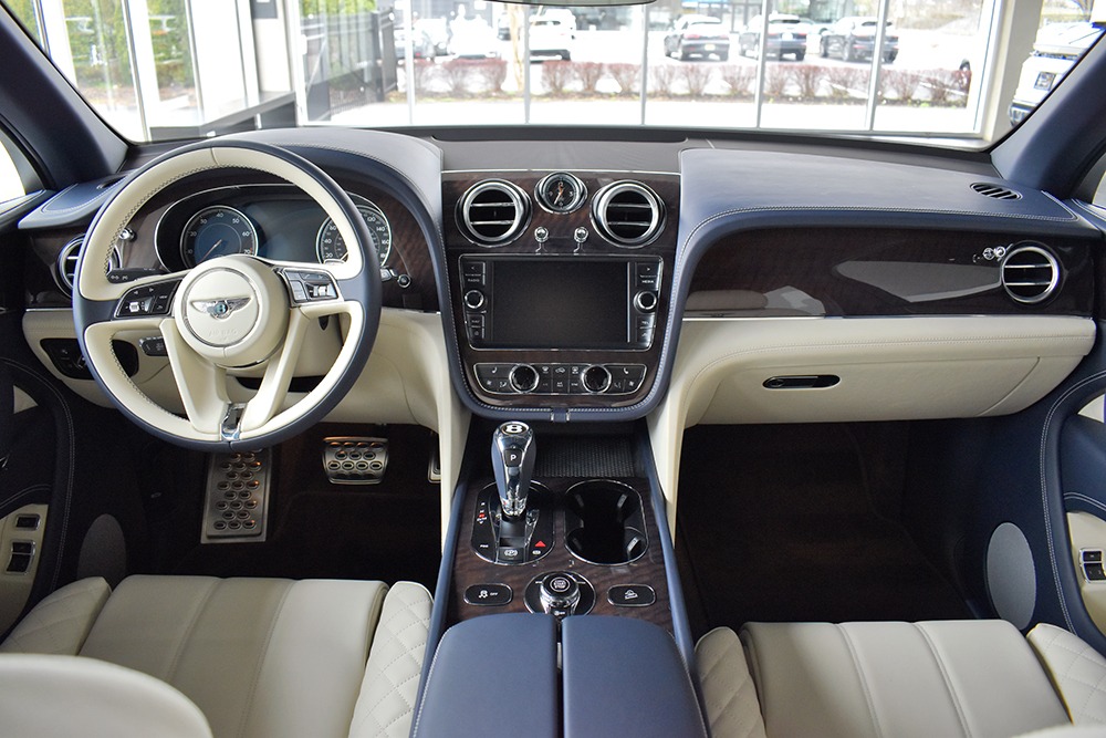 Used 2019 Bentley Bentayga V8 Mulliner | St. Petersburg, FL