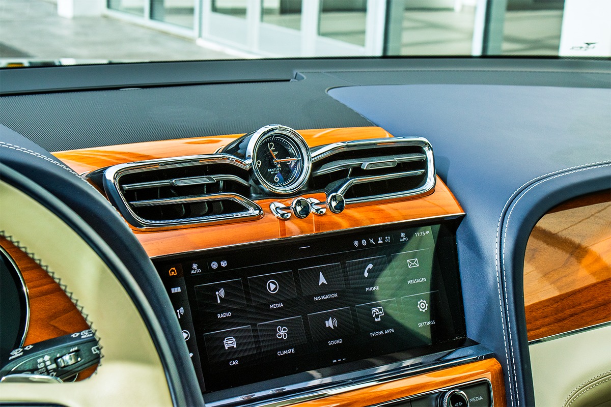 New 2021 Bentley Bentayga V8 V8 | St. Petersburg, FL