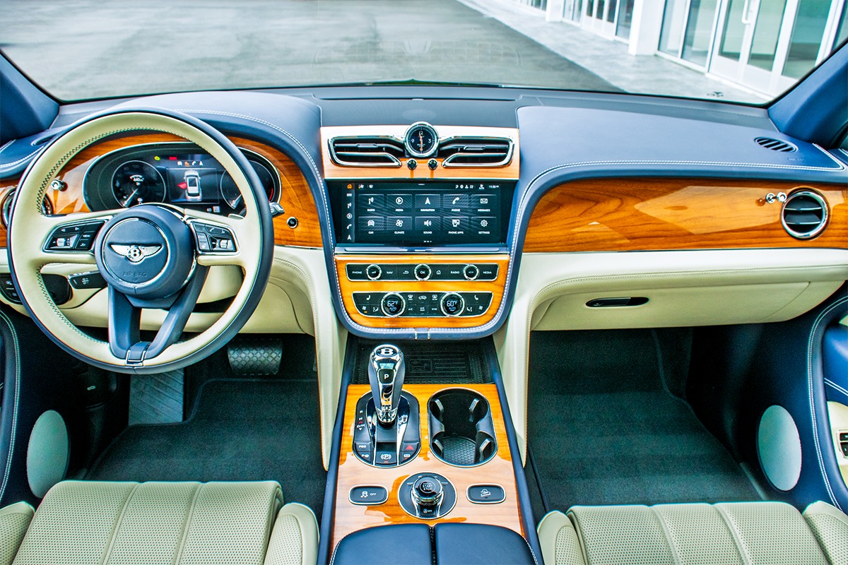 New 2021 Bentley Bentayga V8 V8 | St. Petersburg, FL