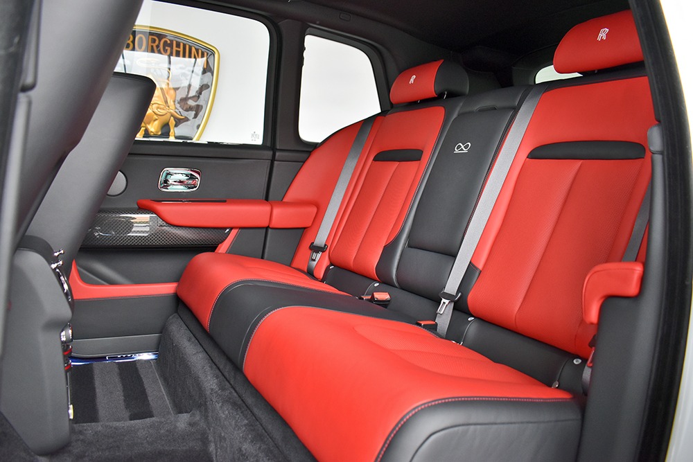 New 2021 Rolls-Royce Cullinan Black Badge | St. Petersburg, FL