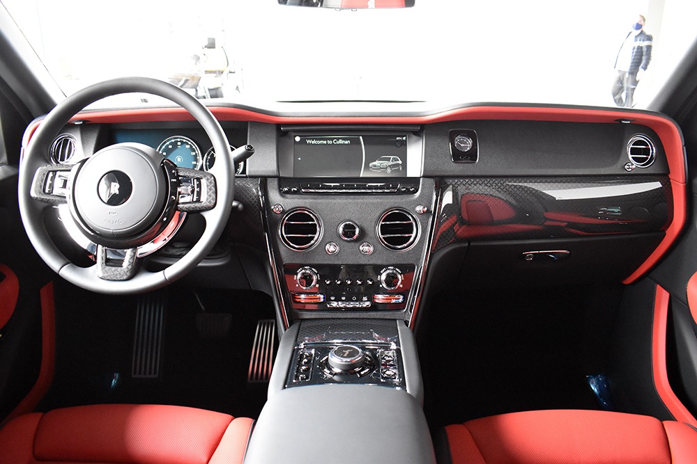 New 2021 Rolls-Royce Cullinan Black Badge | St. Petersburg, FL