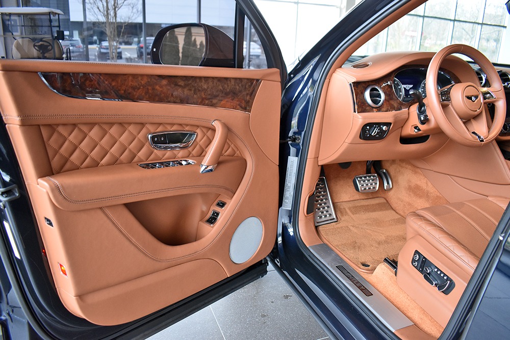Used 2018 Bentley Bentayga W12 Signature Edition | St. Petersburg, FL