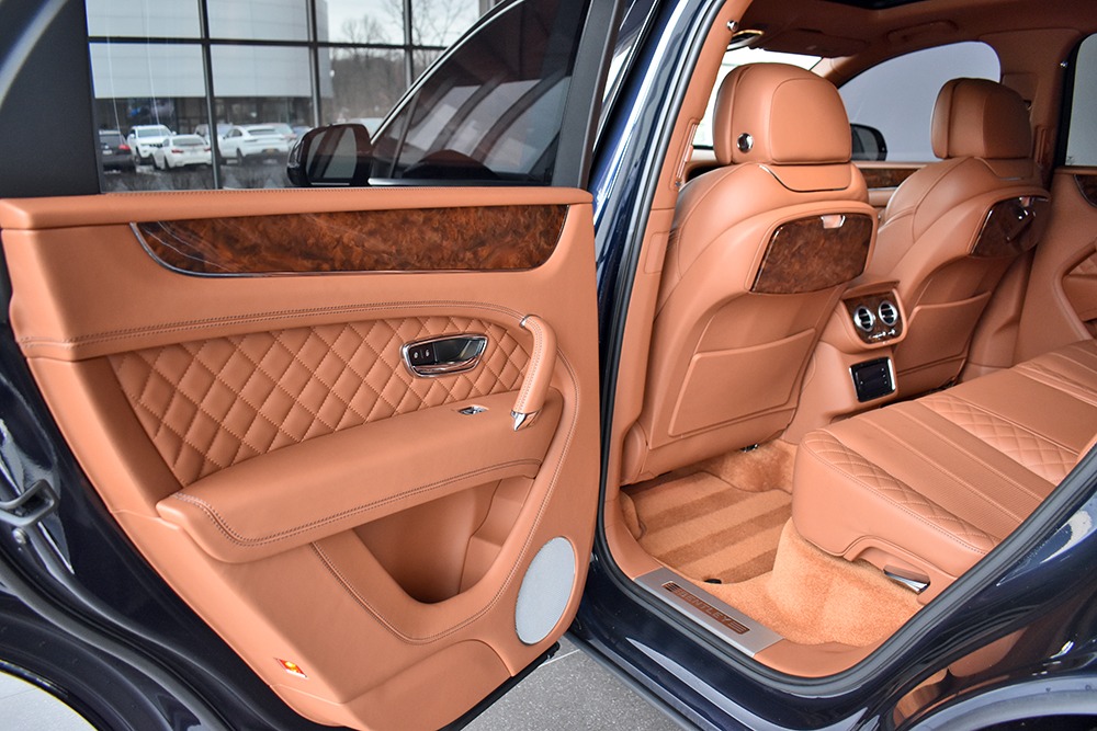 Used 2018 Bentley Bentayga W12 Signature Edition | St. Petersburg, FL