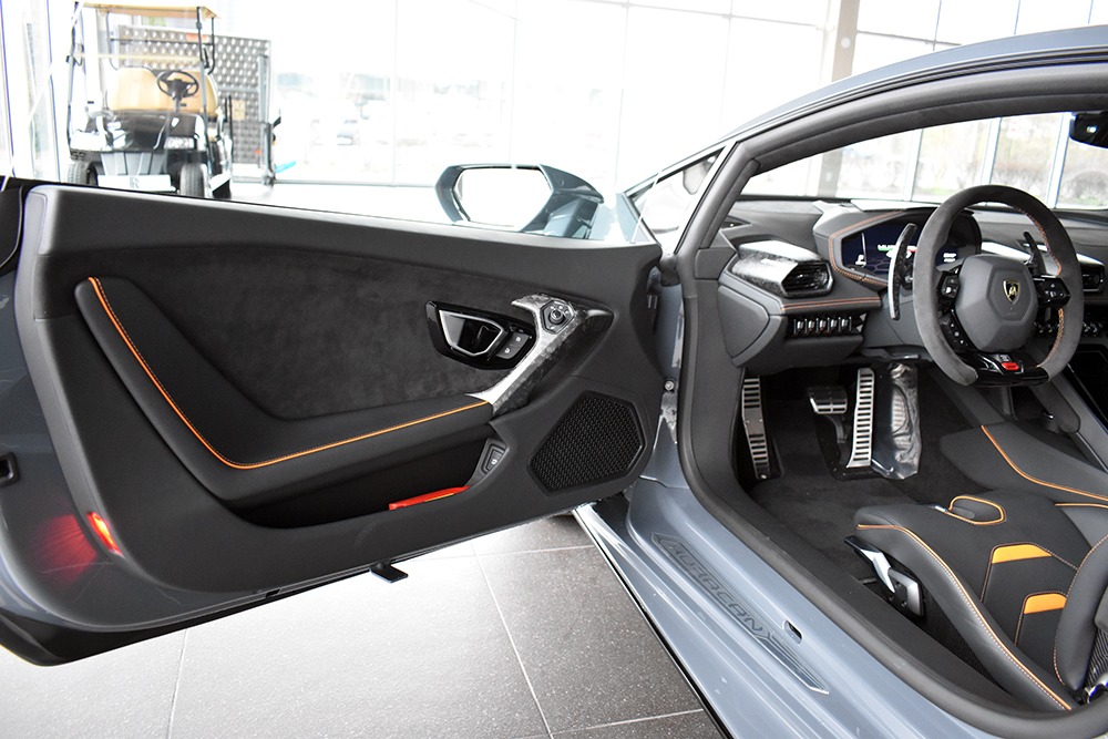 New 2021 Lamborghini Huracan EVO RWD Coupe | St. Petersburg, FL