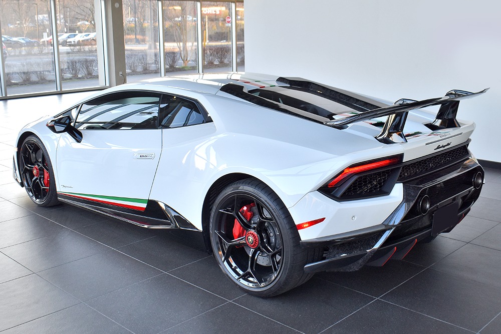 Used 2018 Lamborghini Huracan LP 640-4 Performante | St. Petersburg, FL