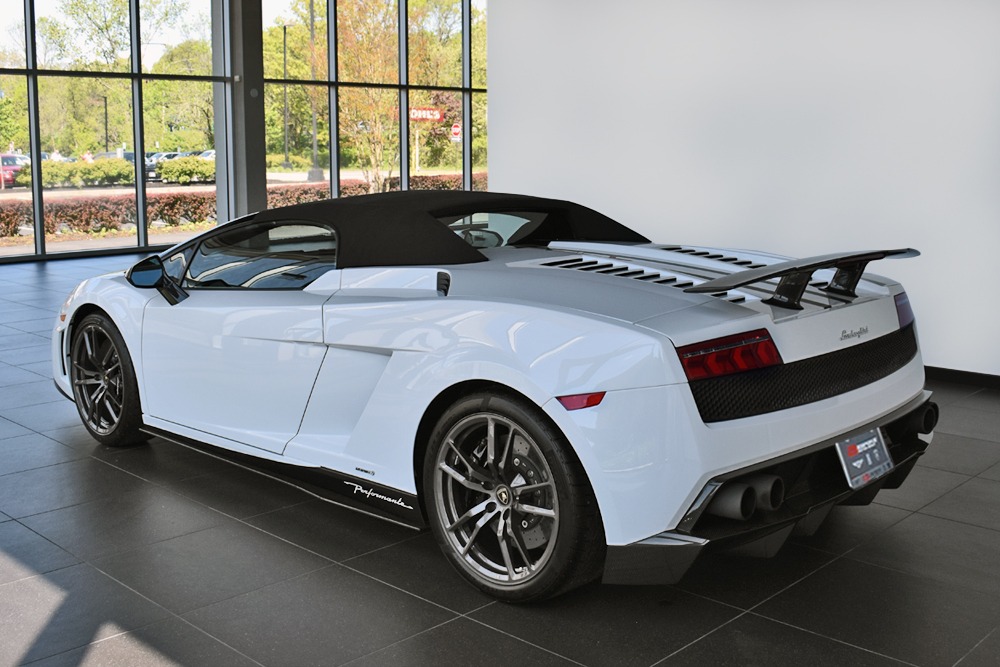 Used 2013 Lamborghini Gallardo LP 570-4 Spyder Performante | St. Petersburg, FL