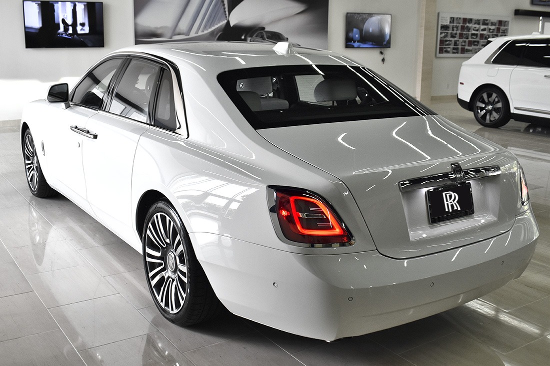 New 2022 Rolls-Royce Ghost | St. Petersburg, FL
