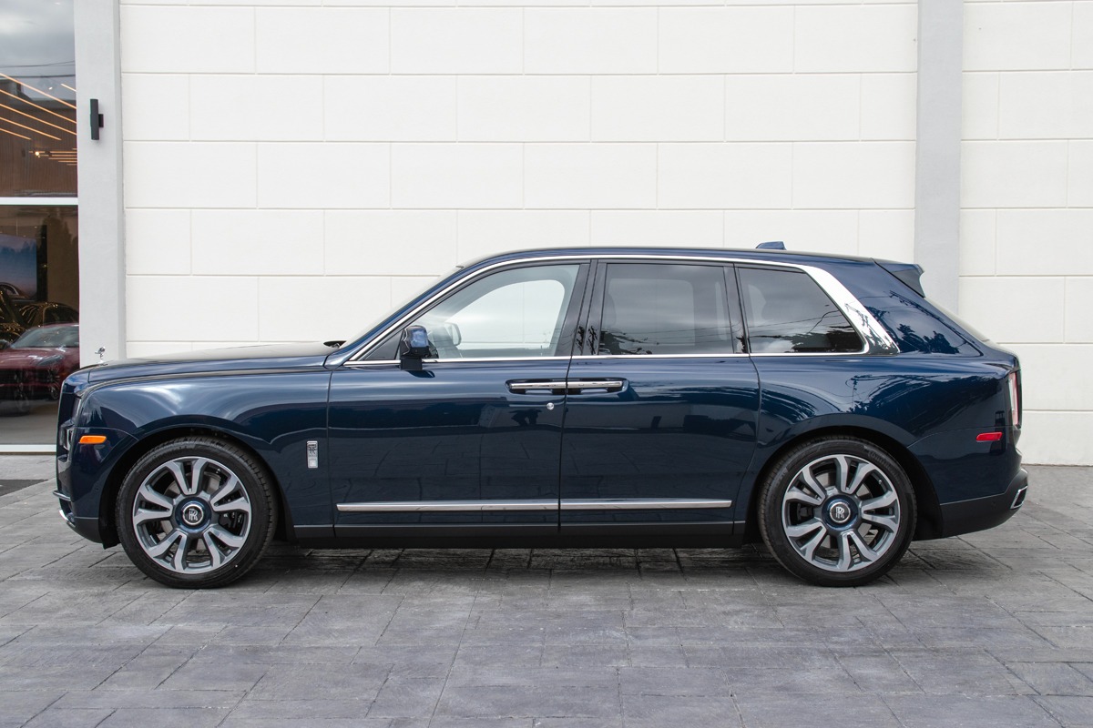 New 2022 Rolls-Royce Cullinan | St. Petersburg, FL