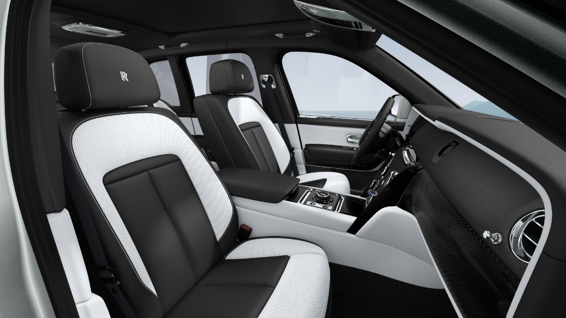New 2023 Rolls-Royce Cullinan Black Badge | St. Petersburg, FL