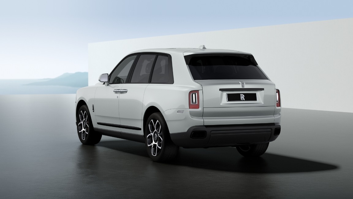 New 2023 Rolls-Royce Cullinan Black Badge | St. Petersburg, FL