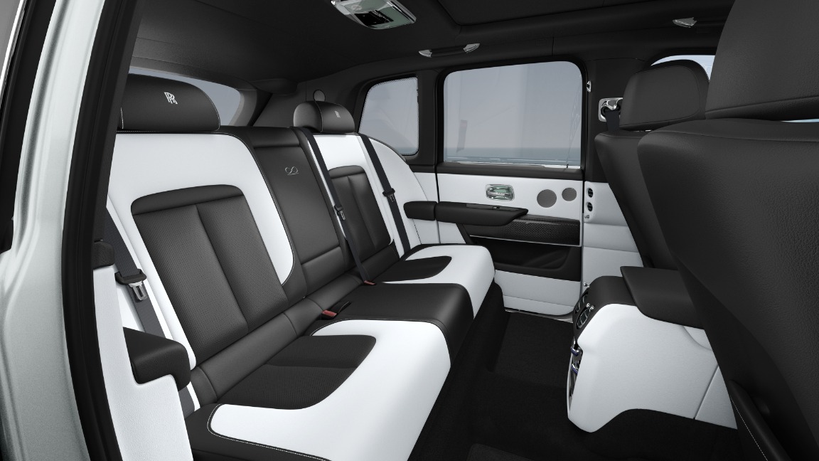 New 2023 Rolls-Royce Cullinan Black Badge | St. Petersburg, FL
