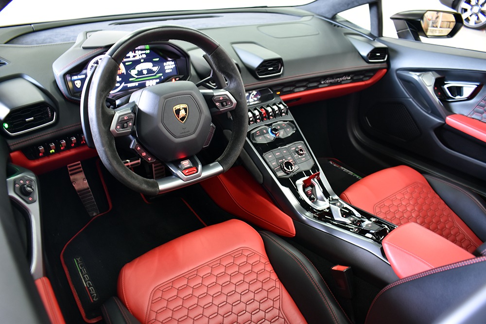 Used 2017 Lamborghini Huracan LP 580-2 Spyder | St. Petersburg, FL
