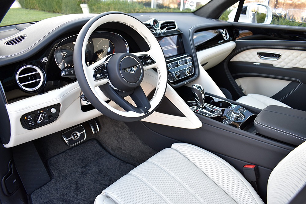 New 2023 Bentley Bentayga V8 Azure V8 | St. Petersburg, FL