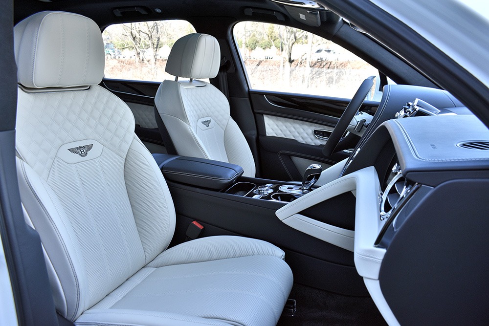 New 2023 Bentley Bentayga V8 Azure V8 | St. Petersburg, FL