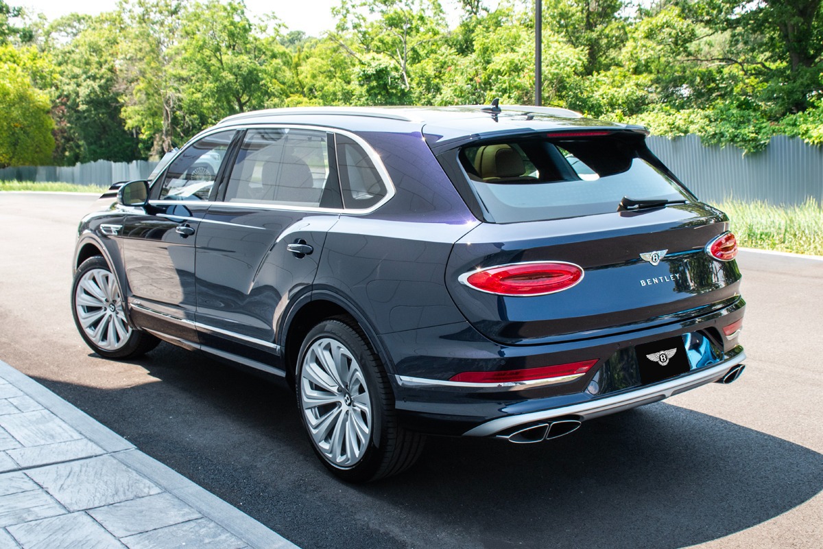 New 2023 Bentley Bentayga EWB Azure | St. Petersburg, FL