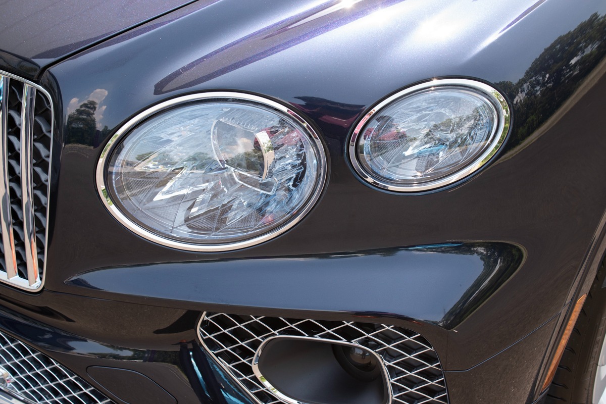 New 2023 Bentley Bentayga EWB Azure | St. Petersburg, FL