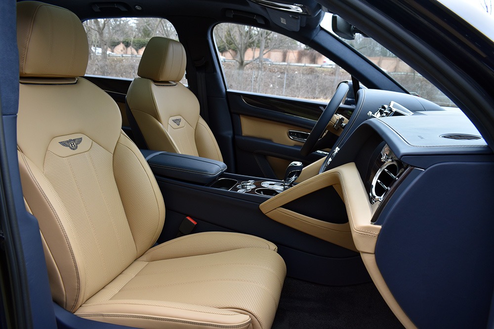 New 2023 Bentley Bentayga V8 V8 | St. Petersburg, FL