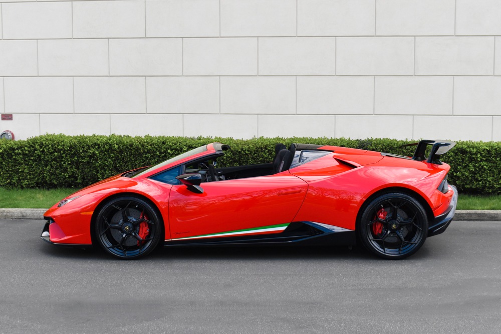Used 2018 Lamborghini Huracan LP 640-4 Performante Spyder | St. Petersburg, FL