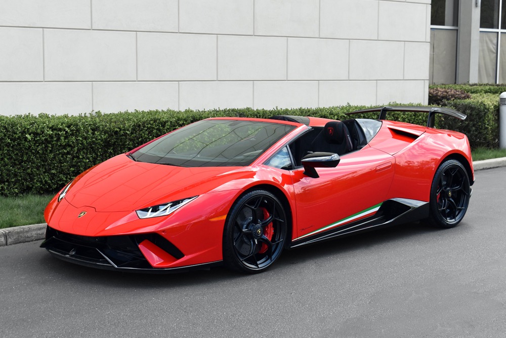 Used 2018 Lamborghini Huracan LP 640-4 Performante Spyder | St. Petersburg, FL