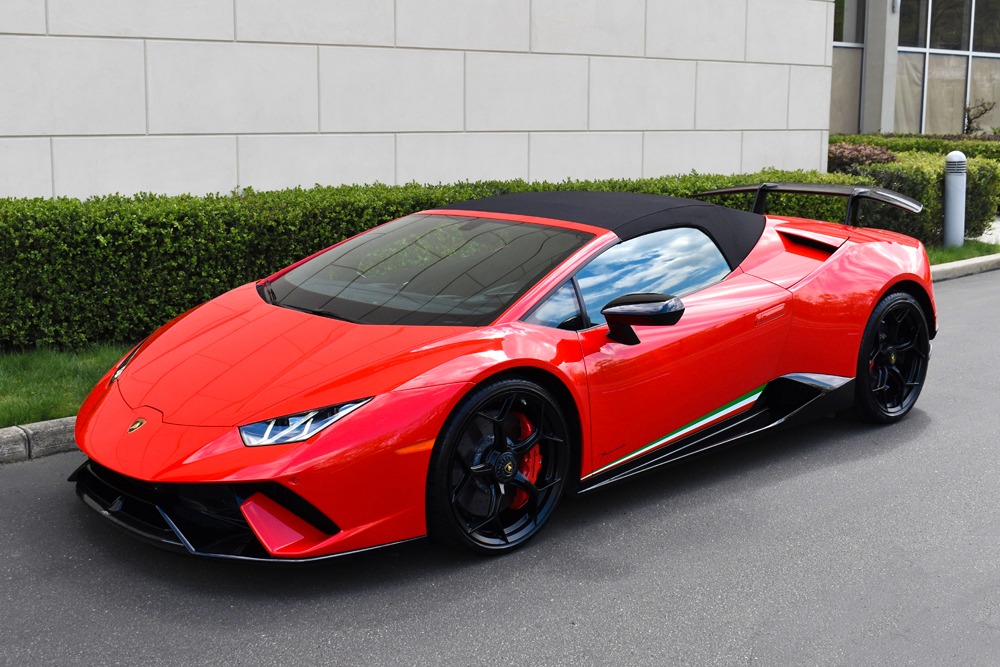 Used 2018 Lamborghini Huracan LP 640-4 Performante Spyder | St. Petersburg, FL