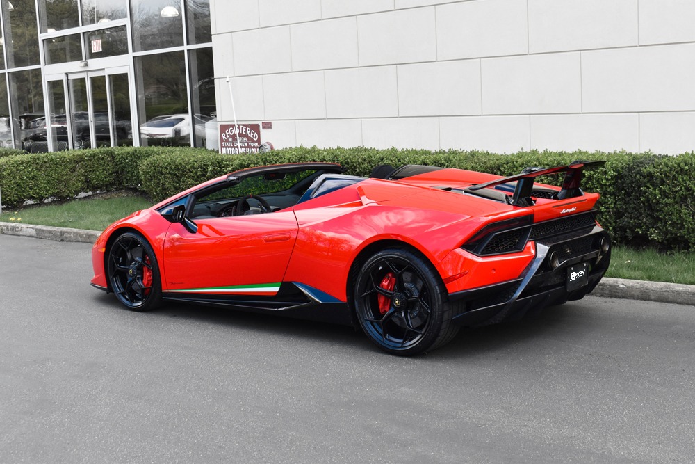 Used 2018 Lamborghini Huracan LP 640-4 Performante Spyder | St. Petersburg, FL