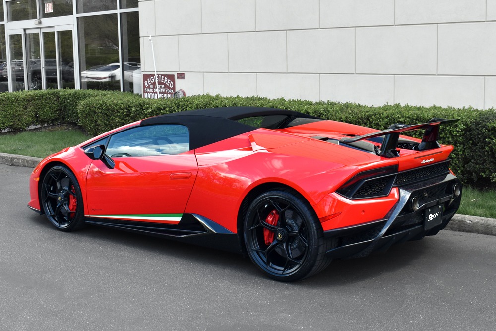 Used 2018 Lamborghini Huracan LP 640-4 Performante Spyder | St. Petersburg, FL