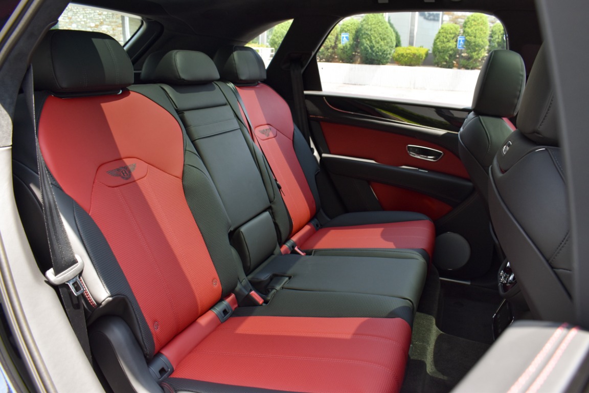 New 2023 Bentley Bentayga V8 | St. Petersburg, FL
