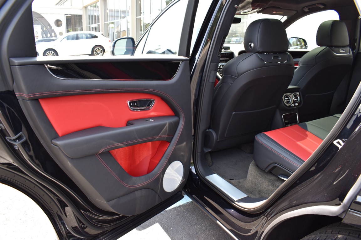 New 2023 Bentley Bentayga V8 | St. Petersburg, FL