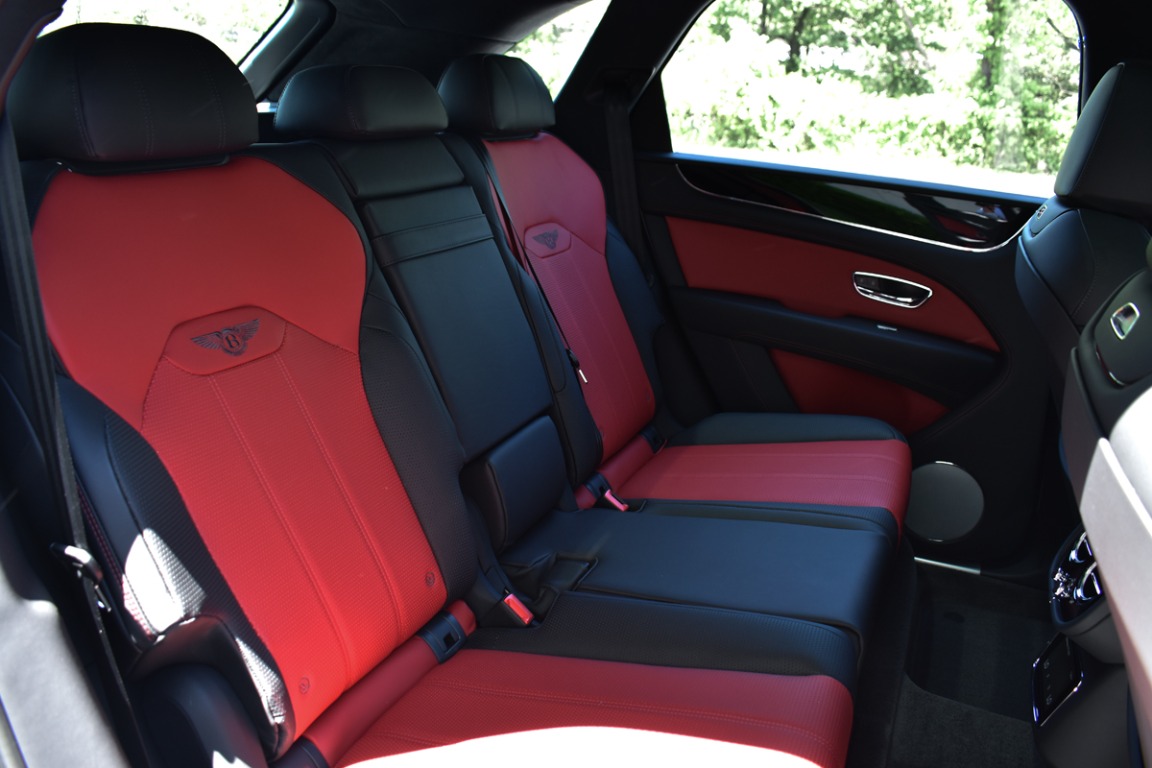 New 2023 Bentley Bentayga V8 | St. Petersburg, FL