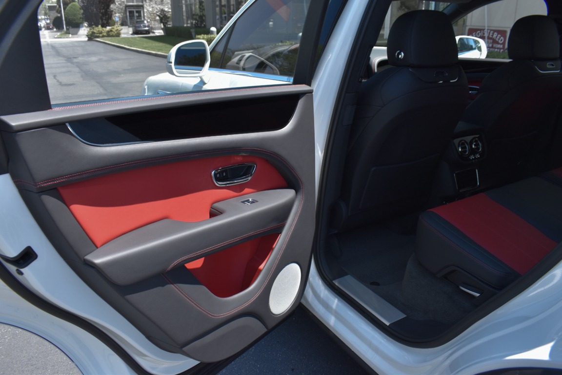 New 2023 Bentley Bentayga V8 | St. Petersburg, FL