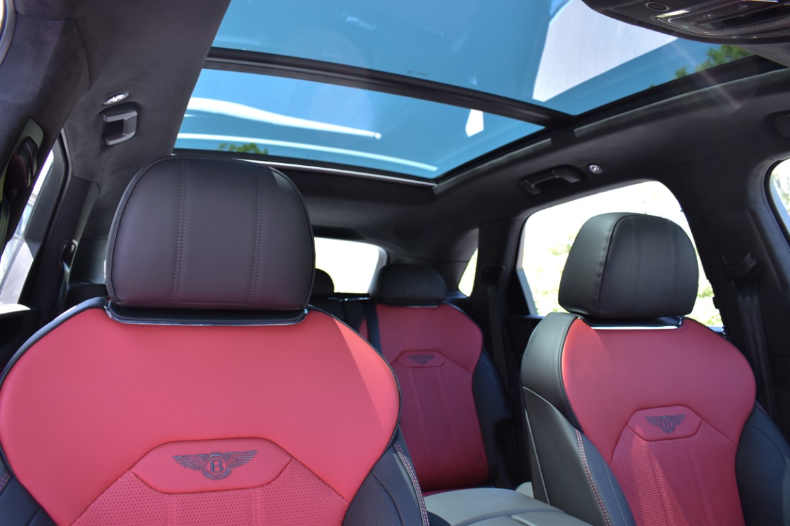 New 2023 Bentley Bentayga V8 | St. Petersburg, FL