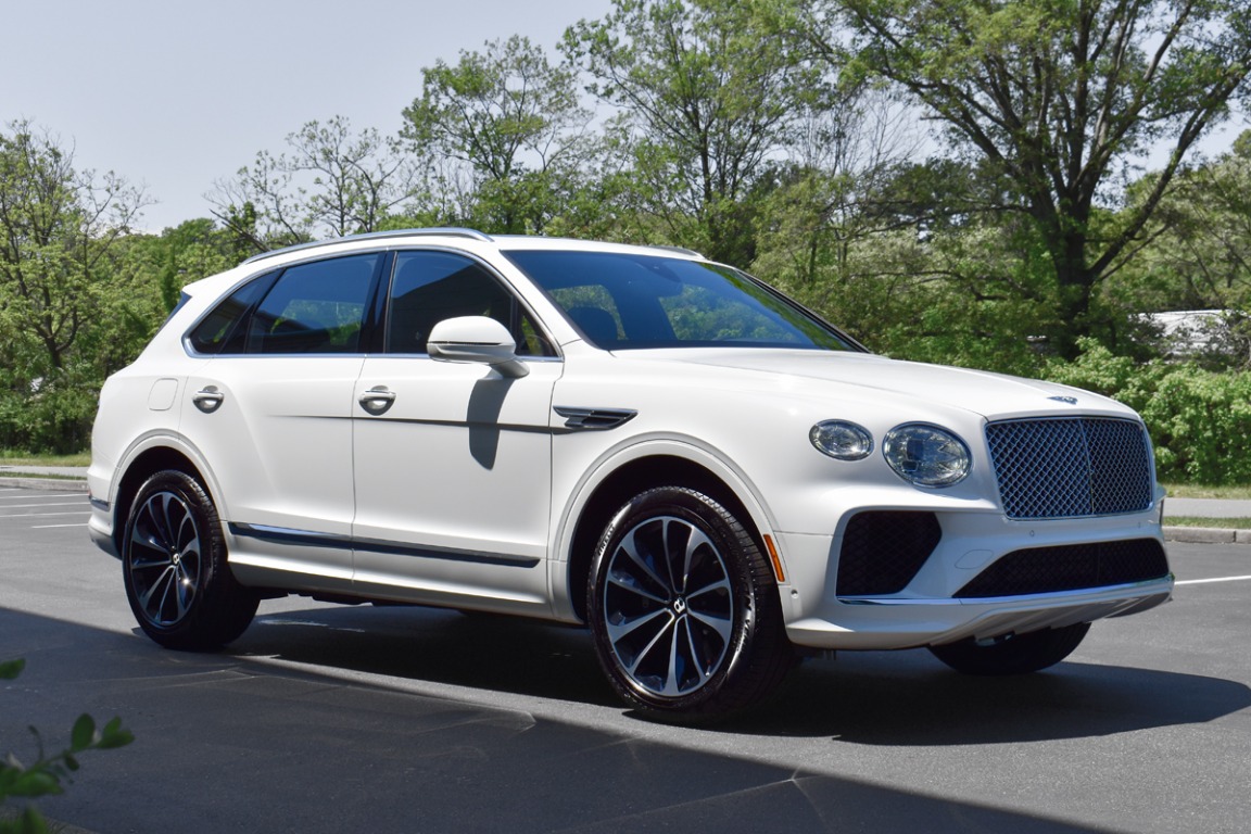 New 2023 Bentley Bentayga V8 | St. Petersburg, FL