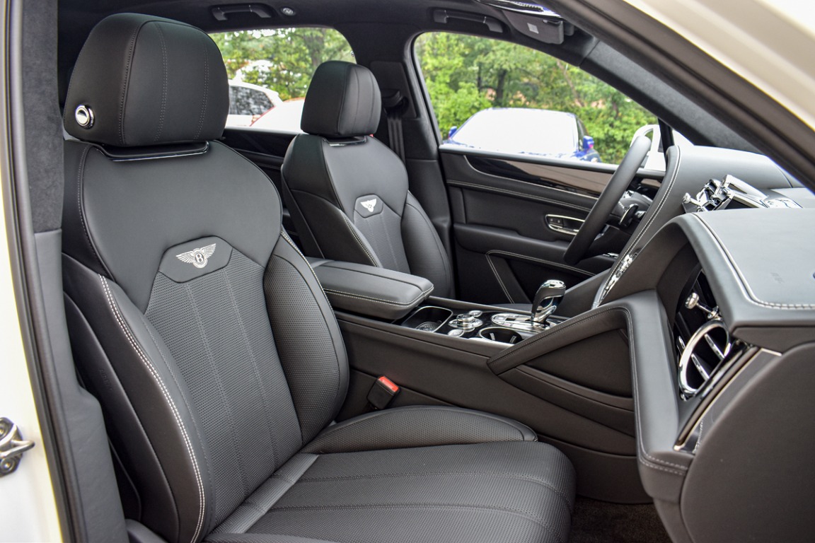 New 2023 Bentley Bentayga V8 V8 | St. Petersburg, FL