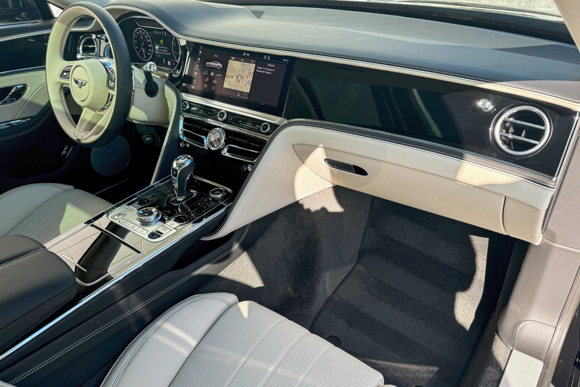 New 2023 Bentley Flying Spur V8 V8 | St. Petersburg, FL
