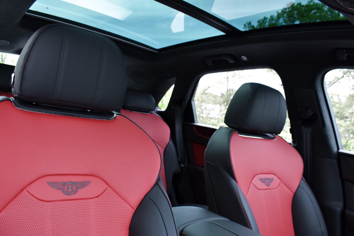 New 2023 Bentley Bentayga V8 | St. Petersburg, FL
