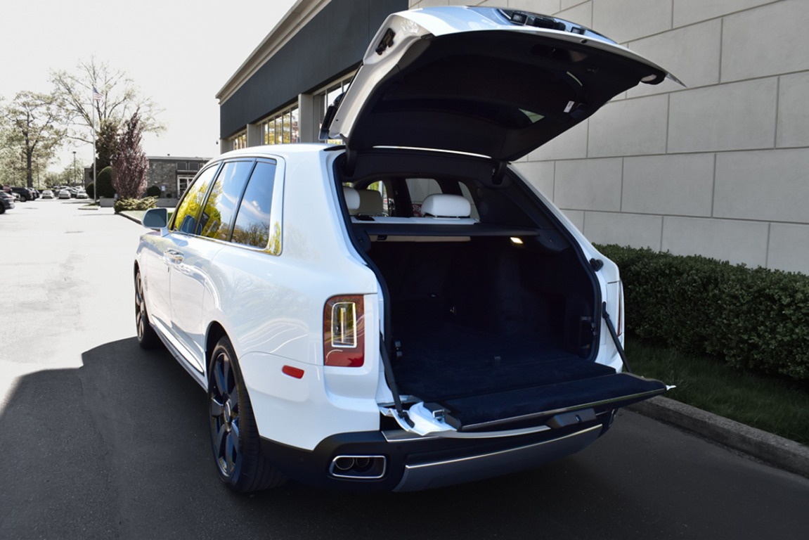 New 2023 Rolls-Royce Cullinan | St. Petersburg, FL