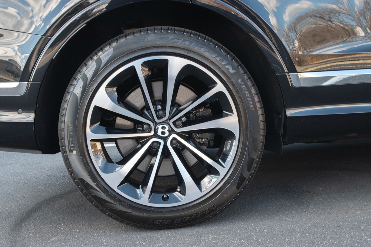 New 2023 Bentley Bentayga V8 V8 | St. Petersburg, FL