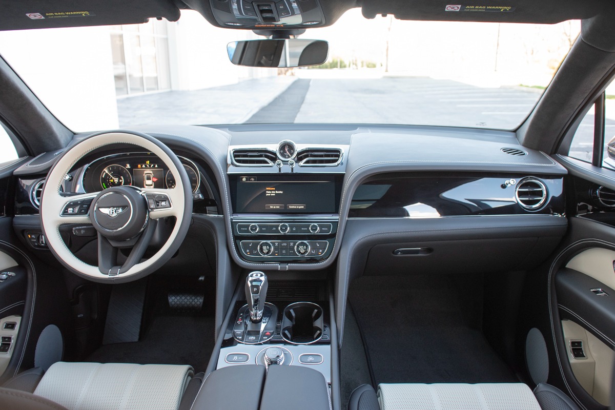 New 2023 Bentley Bentayga Hybrid | St. Petersburg, FL