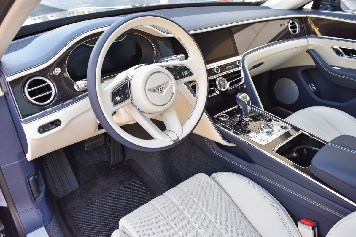 New 2023 Bentley Flying Spur V8 | St. Petersburg, FL
