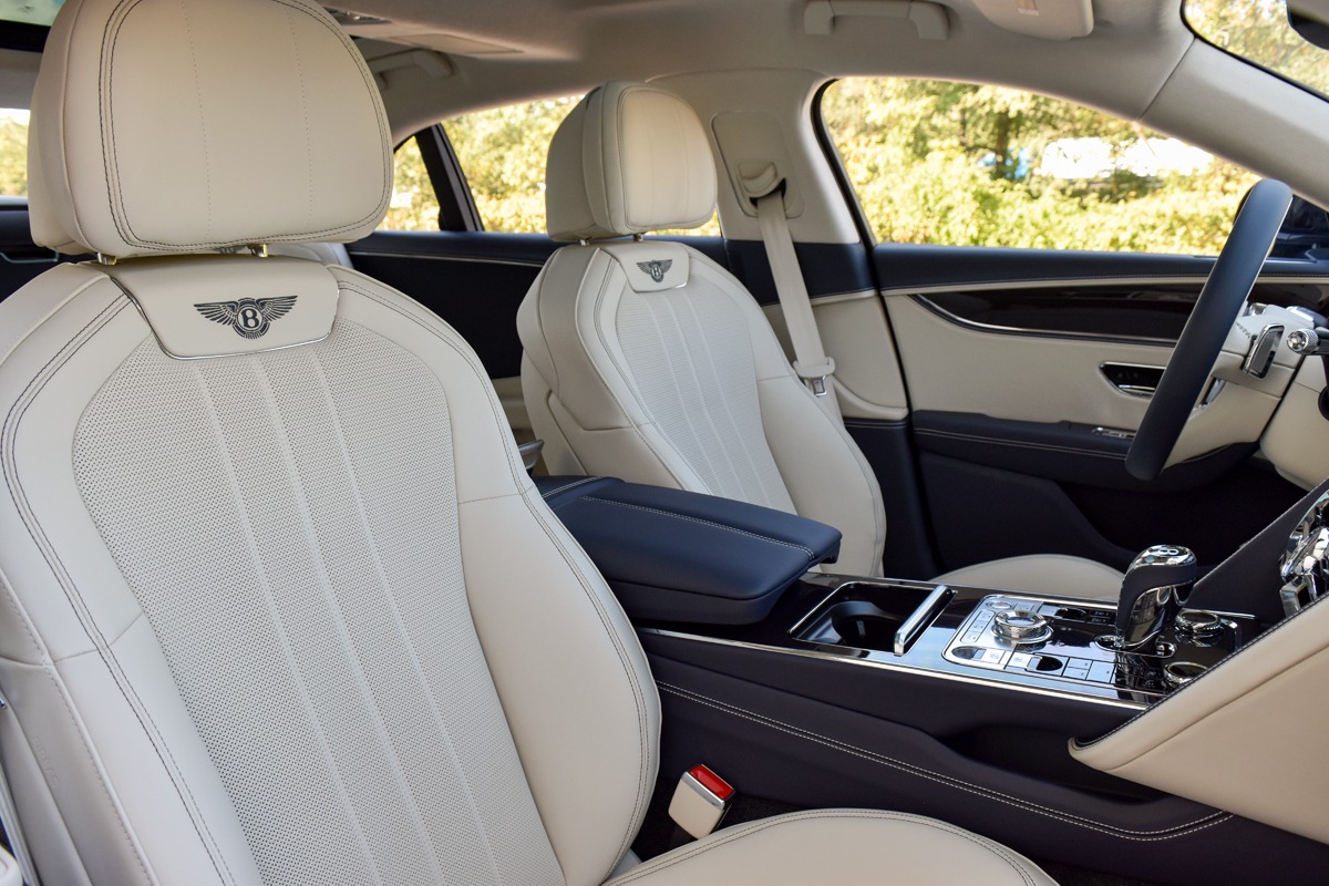 New 2023 Bentley Flying Spur V8 | St. Petersburg, FL