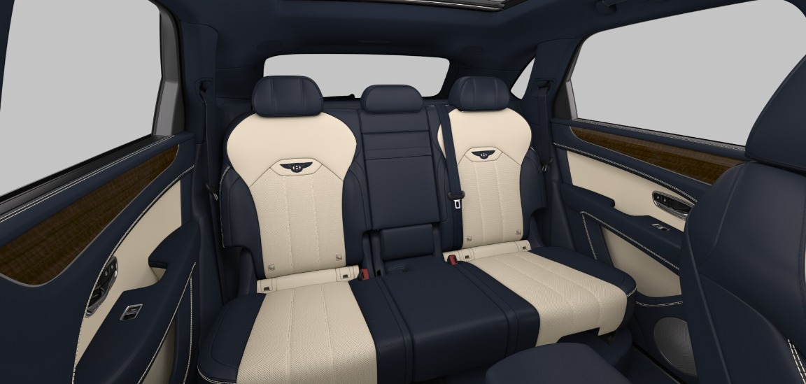 New 2023 Bentley Bentayga Hybrid | St. Petersburg, FL
