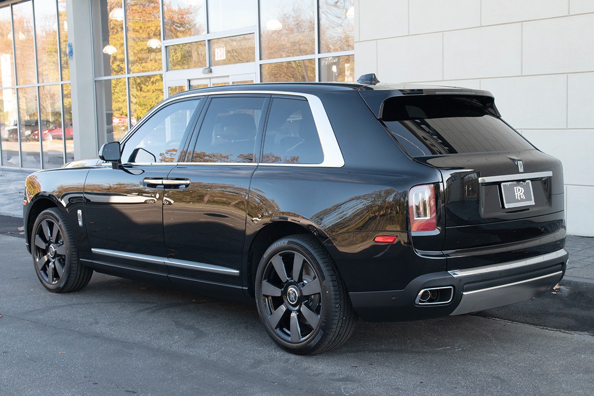 New 2024 Rolls-Royce Cullinan | St. Petersburg, FL