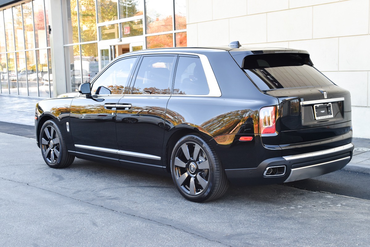 New 2024 Rolls-Royce Cullinan | St. Petersburg, FL