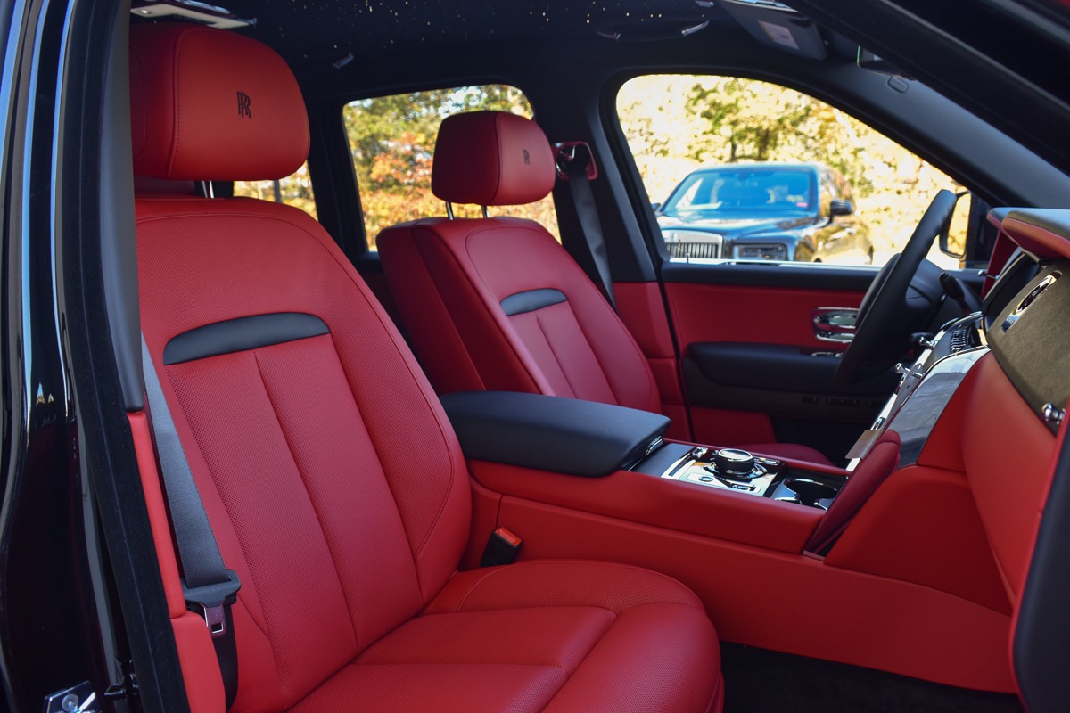 New 2024 Rolls-Royce Cullinan | St. Petersburg, FL