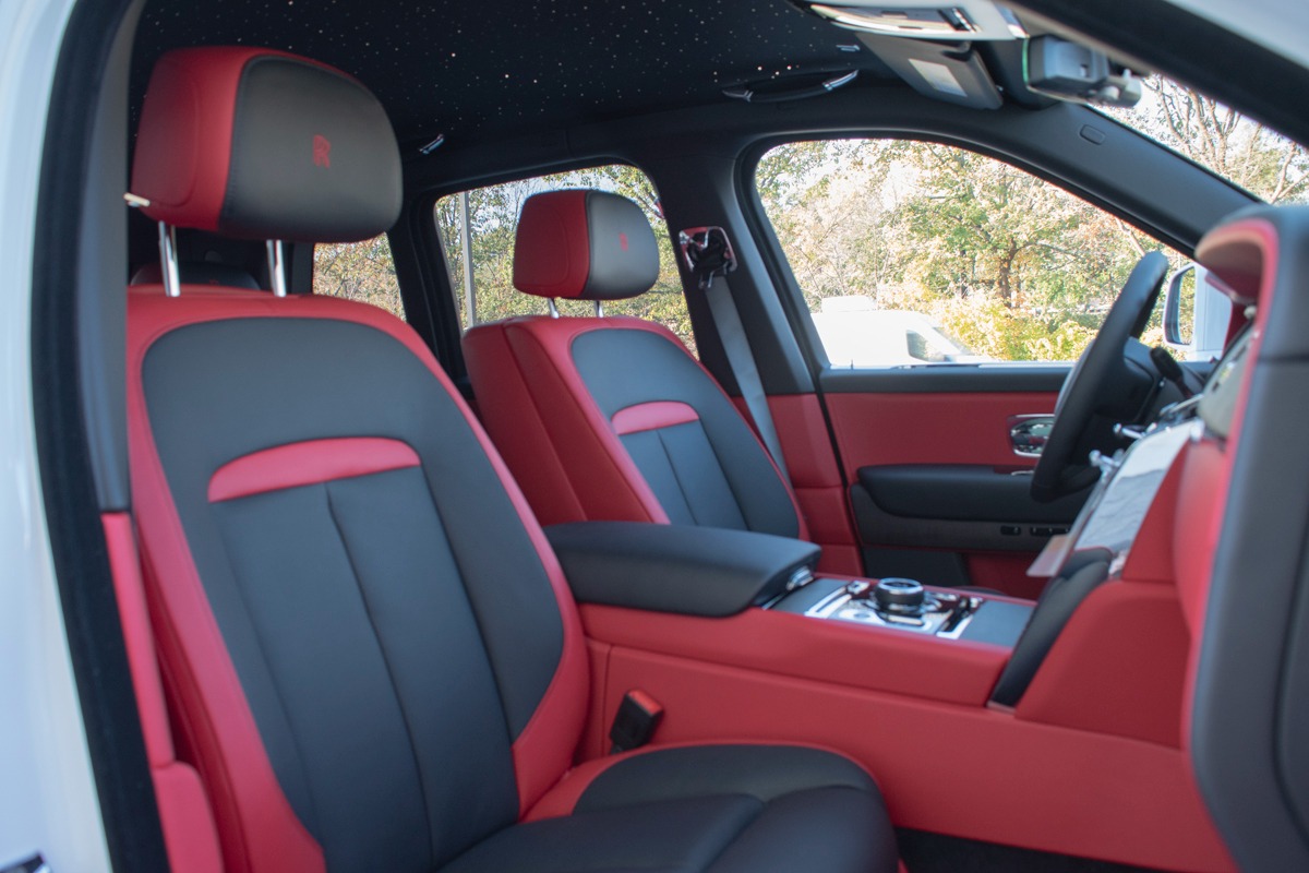 New 2024 Rolls-Royce Cullinan | St. Petersburg, FL