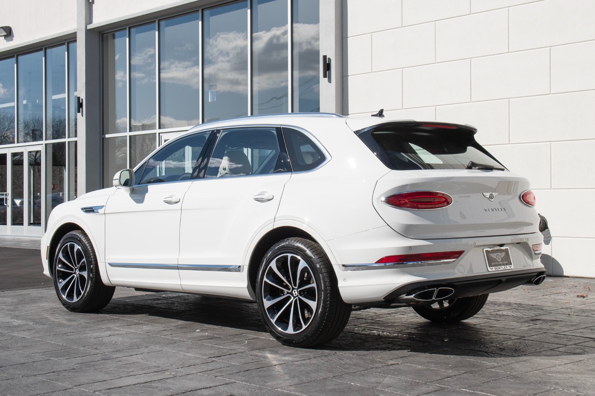 New 2024 Bentley Bentayga V8 V8 | St. Petersburg, FL