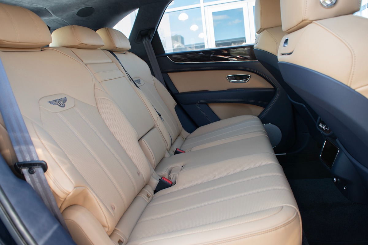 New 2023 Bentley Bentayga Hybrid Hybrid | St. Petersburg, FL