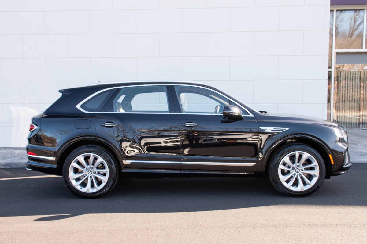 New 2024 Bentley Bentayga V8 V8 | St. Petersburg, FL