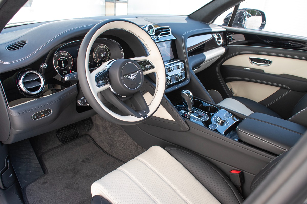 New 2024 Bentley Bentayga V8 V8 | St. Petersburg, FL